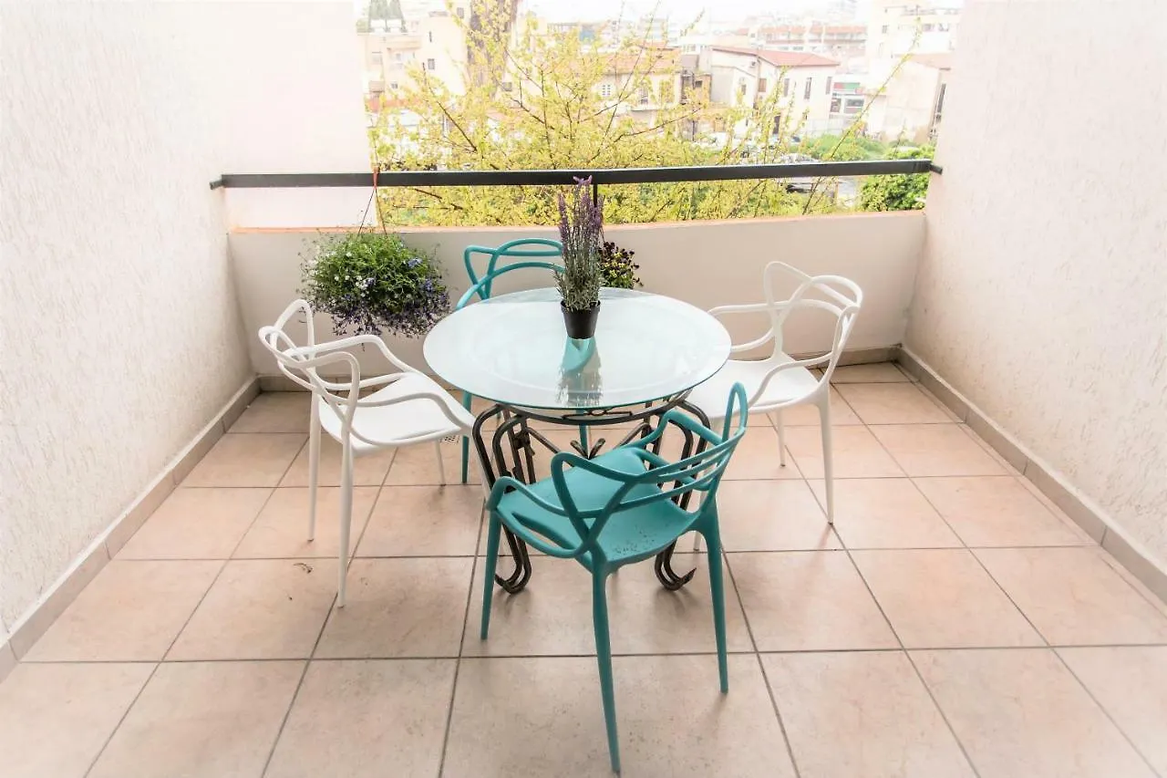 Apartment Yippee! City Center Larnaca